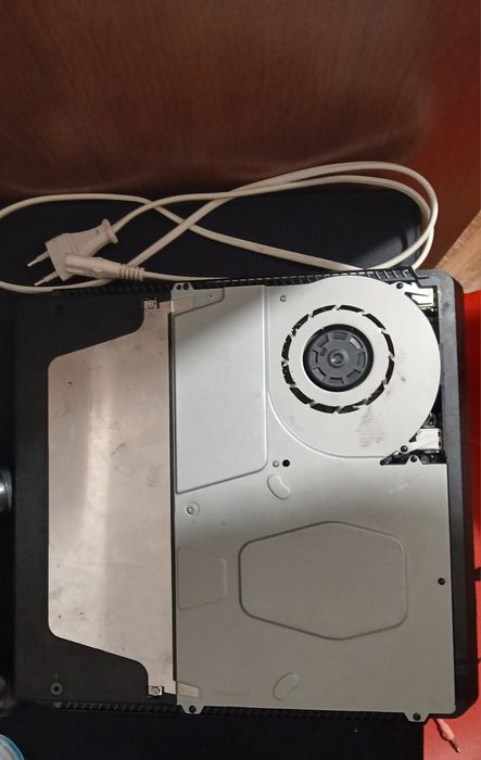 Playstastion 4 slim 500GB