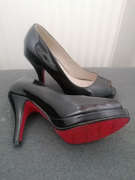 Sprzedam buty damskie