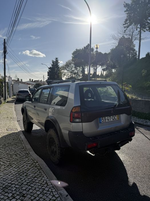 Mitsubishi Pajero Sportwagon