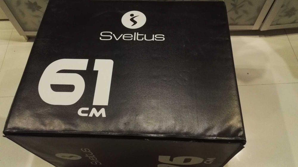 Box do Crossfitu 3w1, Sveltus