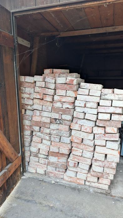 Cegła poniemiecka pełna