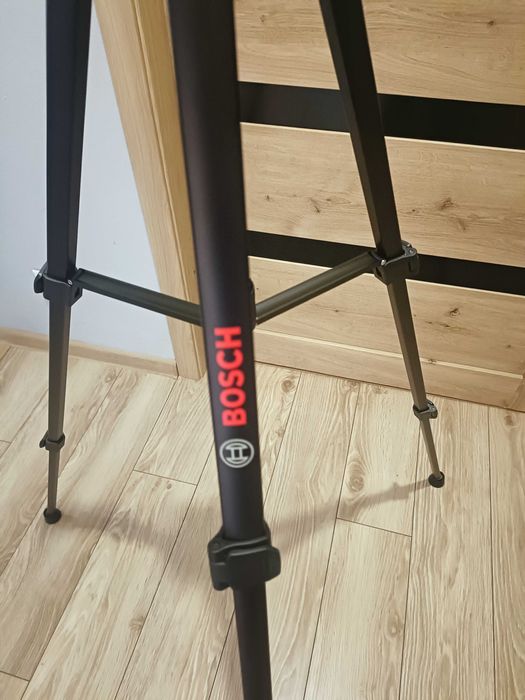 Statyw Bosch nowy nie używany do lasera
