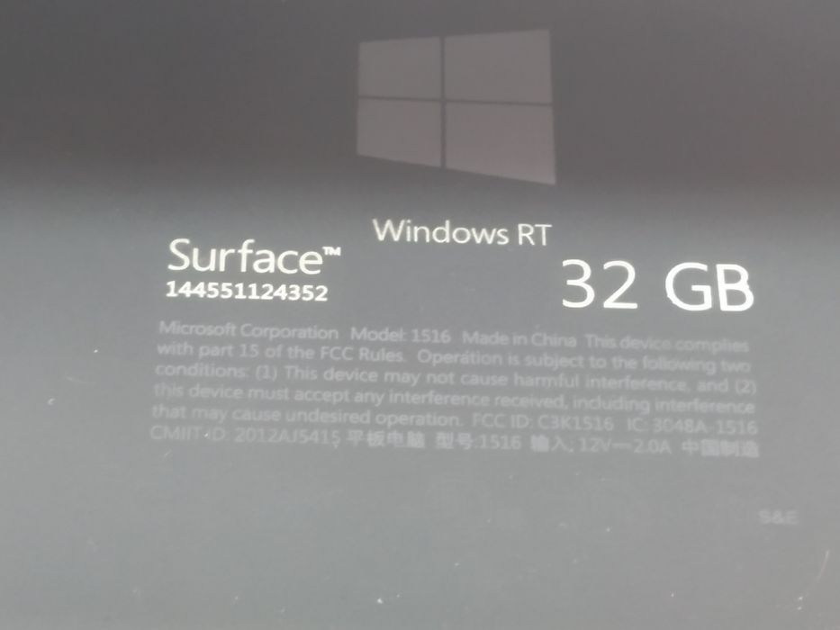 Ноутбук Microsoft Surface RT 32Gb  (model 1516)
