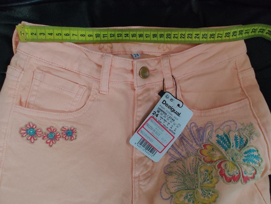 Nowe spodnie jeansowe Desigual r. 24/XS