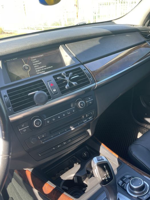 Продам  BMW х5 е70