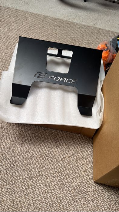 Suporte parede bicicleta sapatos e capacete - Novo
