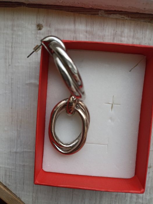 Сережки, женские