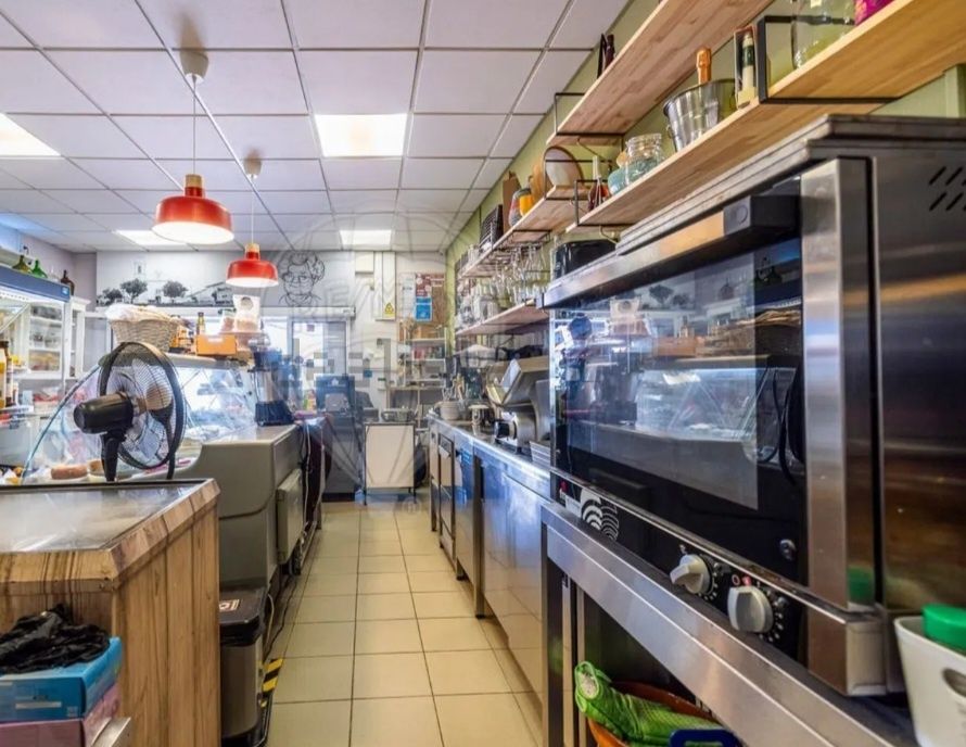 Trespasse de Mercearia com Cafetaria e Comidas Rápidas