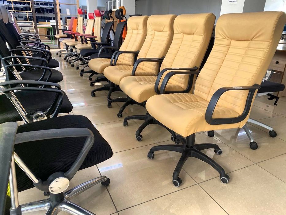 РАСПРОДАЖА столы офисные письменные компьютерные лофт столи письмові