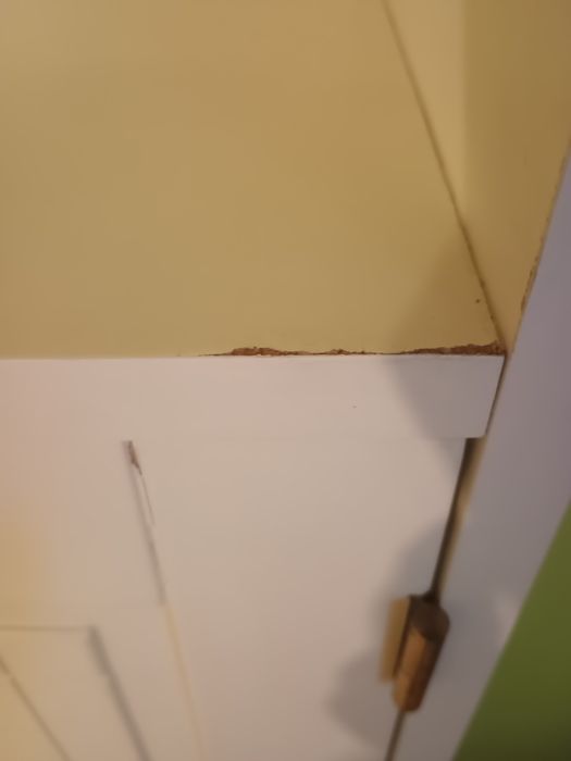 Zestaw mebli  drewnianych lakierowanych biały