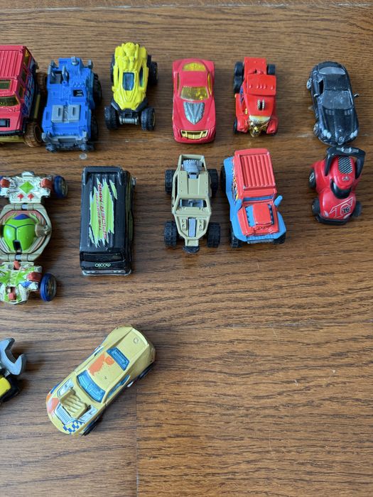 Hot wheels машинки 50 грн.