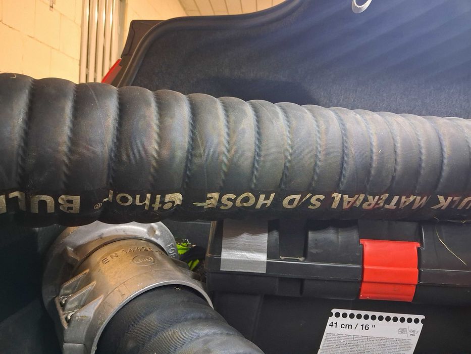 Wąż ssąco-tłoczący