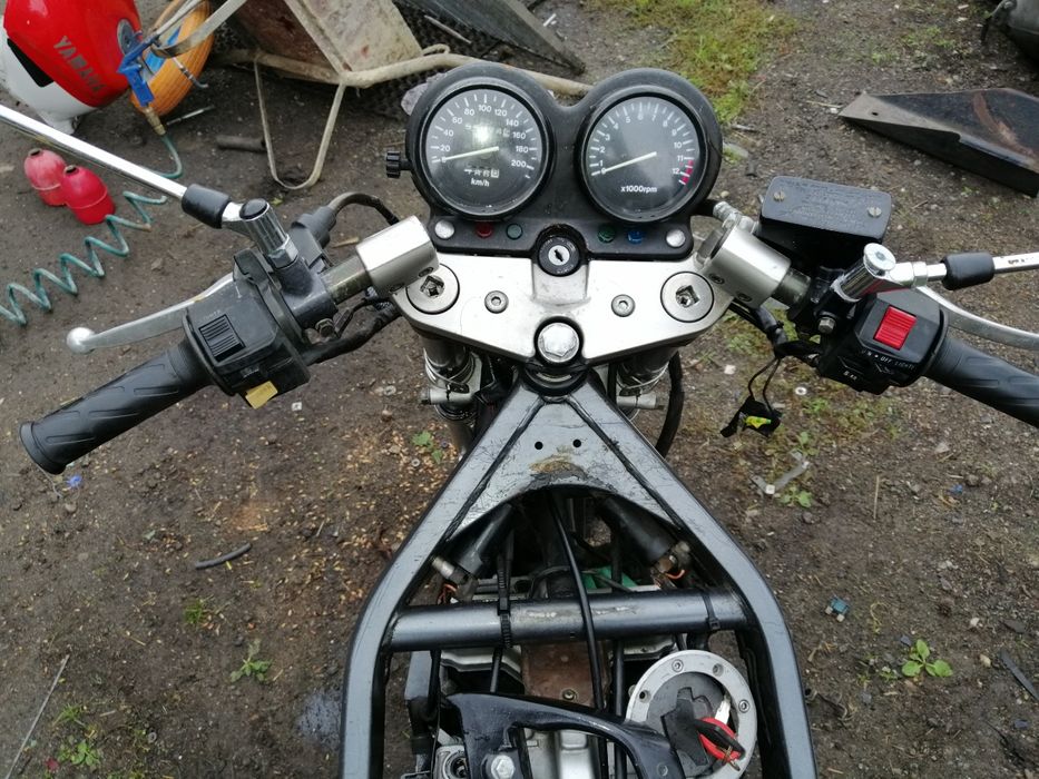 Suzuki GS 500 gs500 części gaźnik