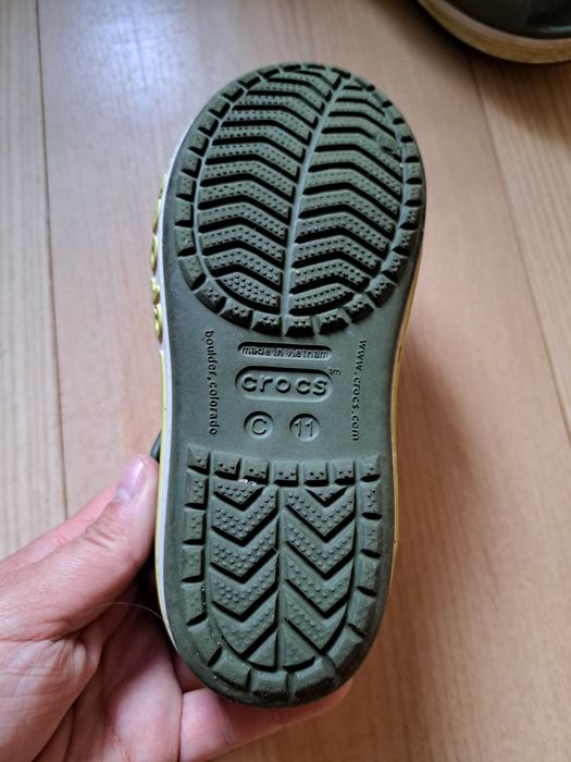 CROCS rozmiar 28