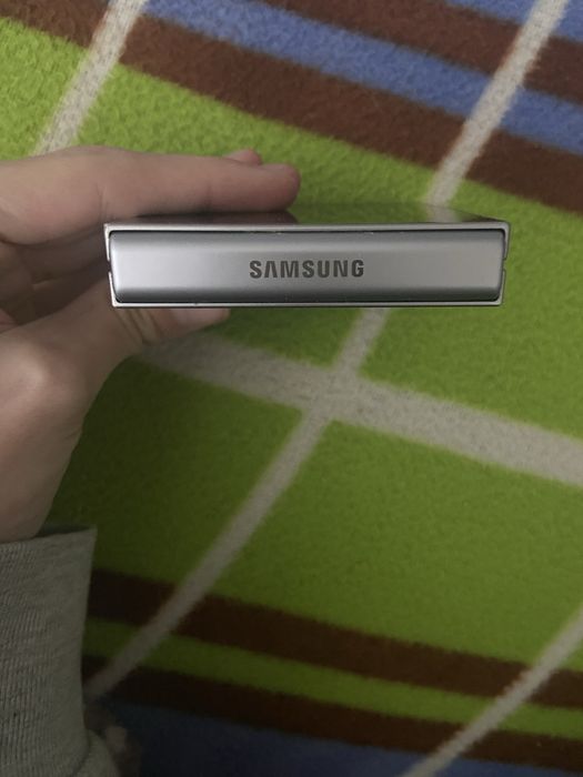 Iphone 14 pro | samsung s24 ultra | samsung z flip