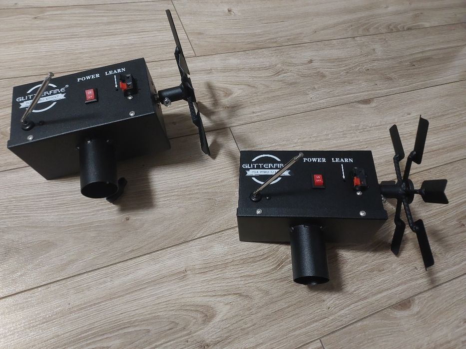 Wiatraki iskier 2 sztuki