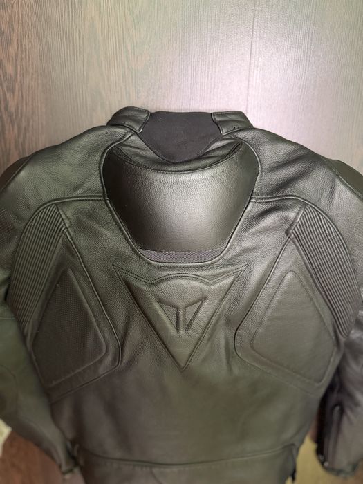Dainese мотокуртка чоловіча 50 розмір М
