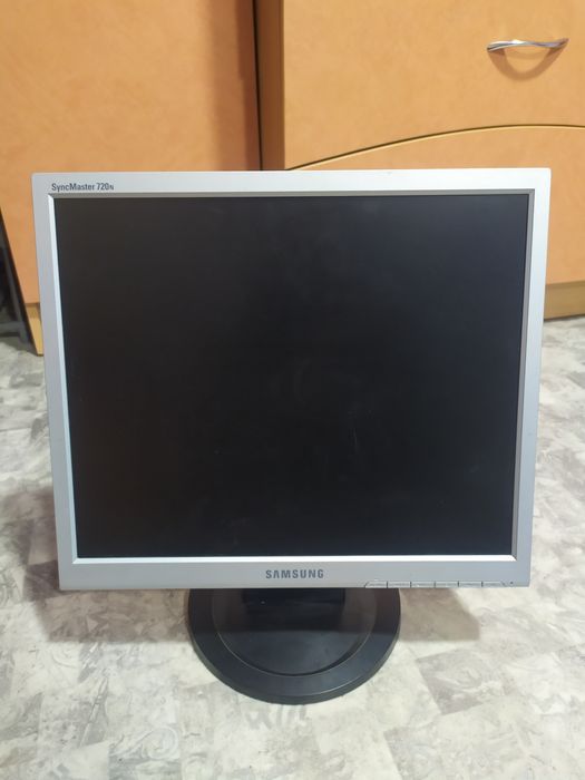 Мониторы Samsung 2шт