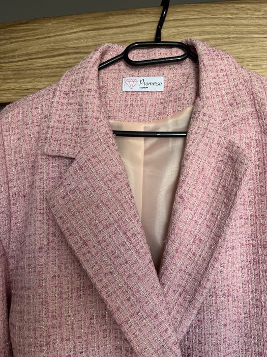 Marynarka oversize chanelka rozowa wiazana z tylu