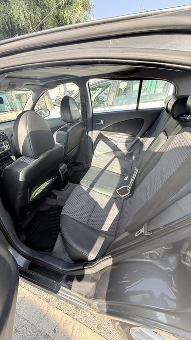 Nissan Almera Sport