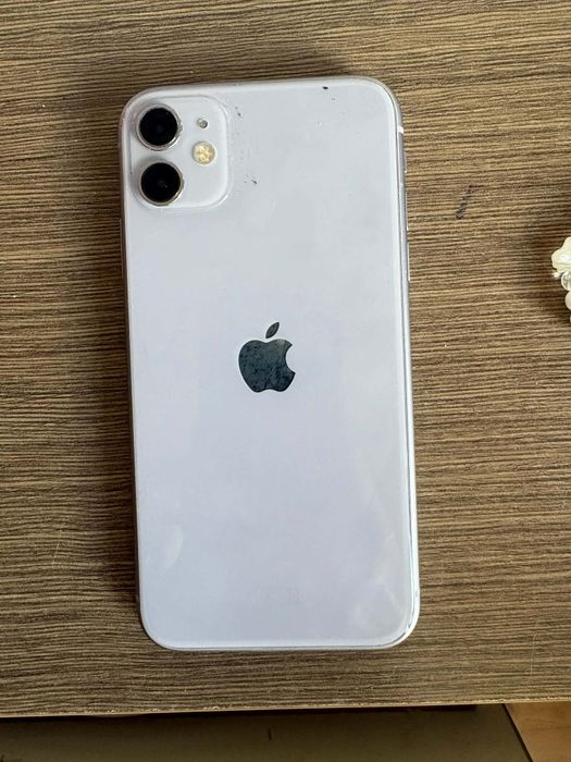 Sprzedam Iphone 11