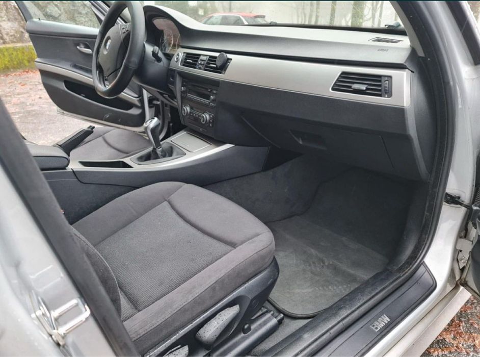 Bmw 318d touring 2008