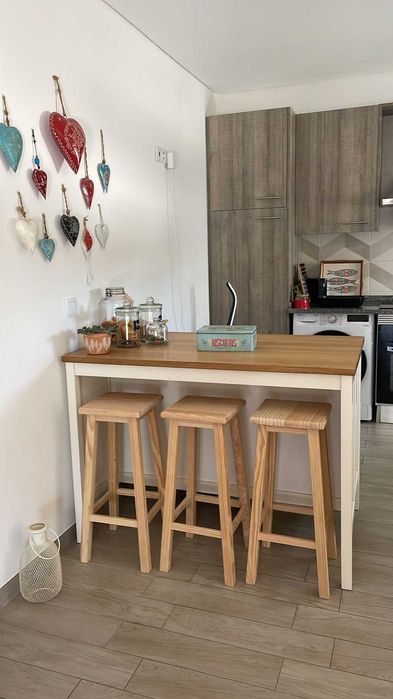 Banco Quadrado em Madeira Maciça (50 cm) – Novo + Portes Grátis