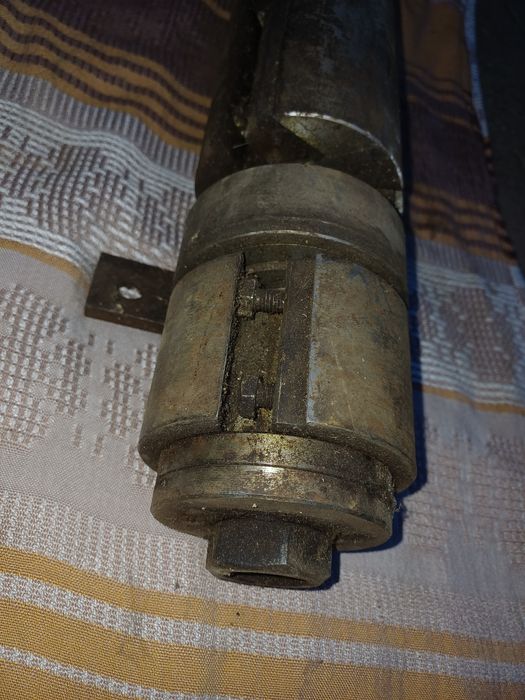 Валы на деревообрабатывающий станок,бу