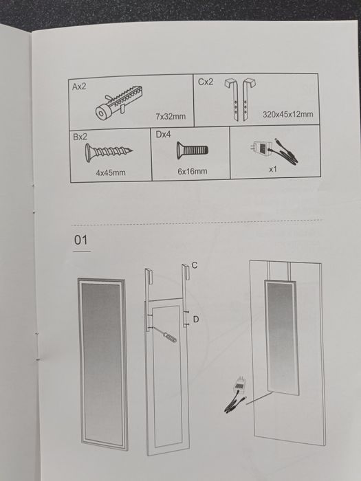 lustro LED montowane na ścianie lub drzwiach