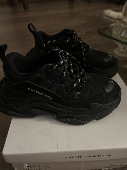 37 Balemciaga , adidasy