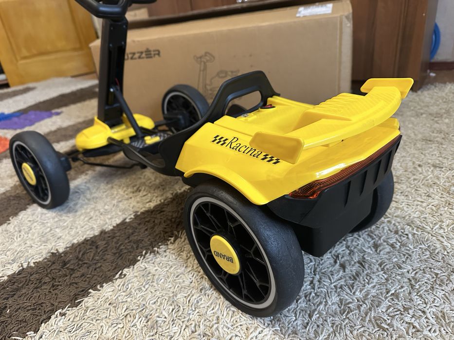 Детский электрокартинг 12V с пультом управления,2-6 лет