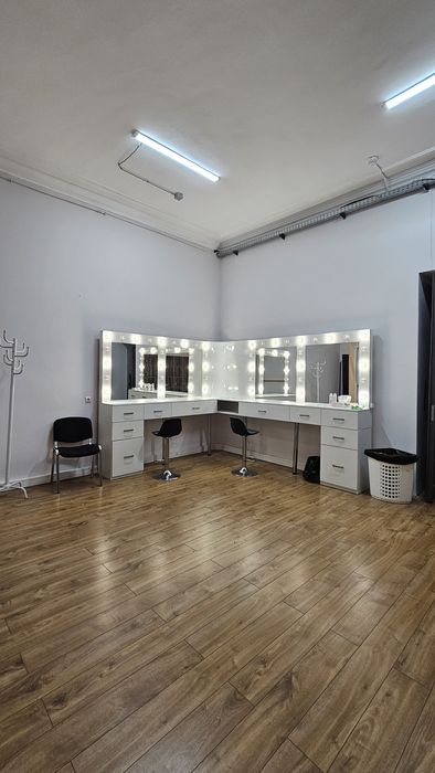 2 хв МАЙДАН Оренда Танцювальних Залiв. Хрещатик