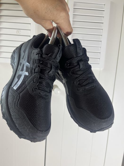 Nowe Damskie buty Asics