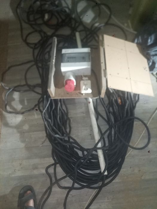 Sprzedam kabel po budowie