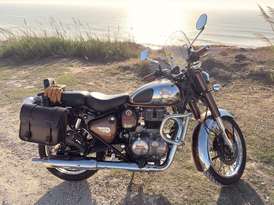 Royal Enfield Classic 350 full extras