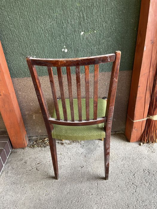 Krzesło drewniane stare z PRL