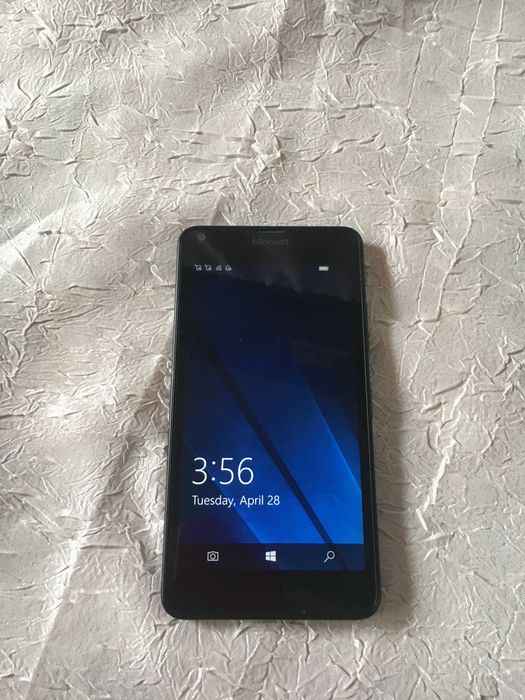 Microsoft Lumia 640 на дві сім-карти