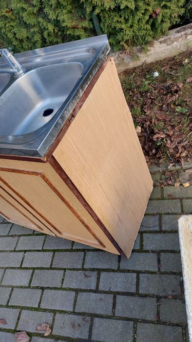 Zlewozmywak dwukomorowy z baterią + szafka