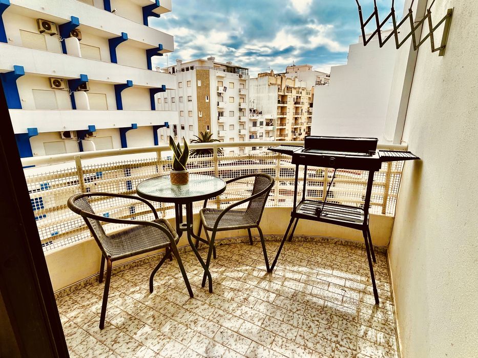 Apartamento T1 em Armação de Pera para Férias