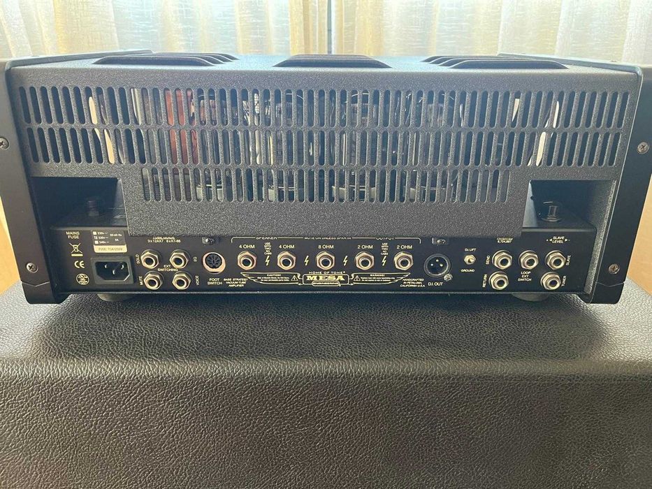 Mesa Boogie - Bass Strategy Eight 88 + Coluna Powerhouse 4X10