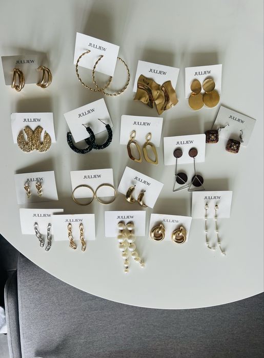 Сережки, серьги, кульчики.