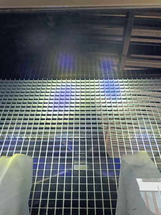 Kabina do piaskowania piaskarka kabinowa piaskowanie dysza