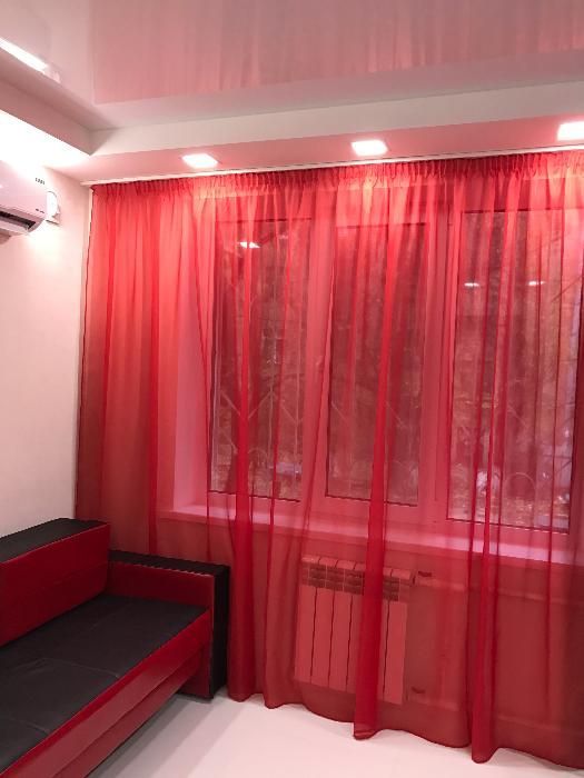 Квартира посуточно, 1к студия, м.Голосеевская, ул.Маричанская 5а