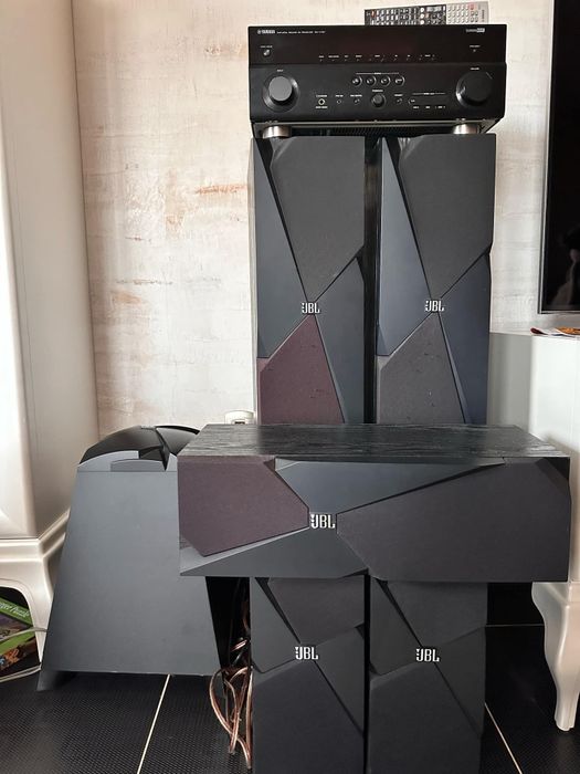 Kino domowe JBL  w bardzo dobrym stanie