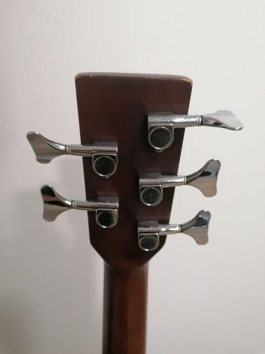 Guitarra baixo eletroacústica Harley Benton 5 cordas