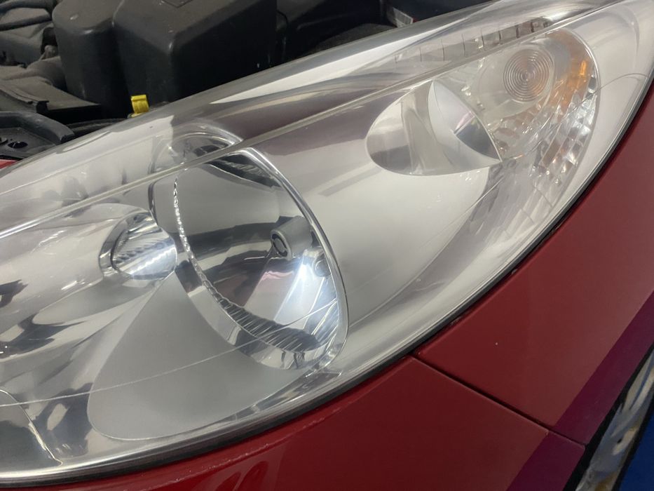 Detalhe automóvel ao Domicílio
