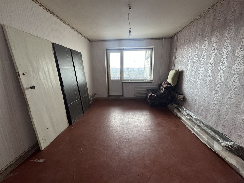 Продам простору 2к квартиру смт.Зарічне