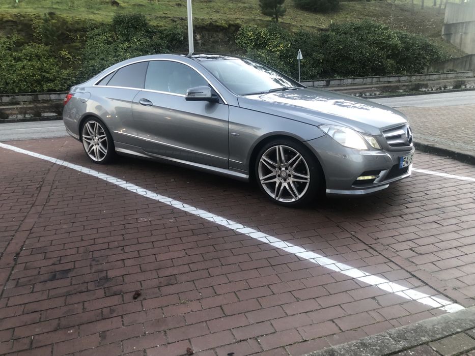 Mercedes-benz E220 Coupe