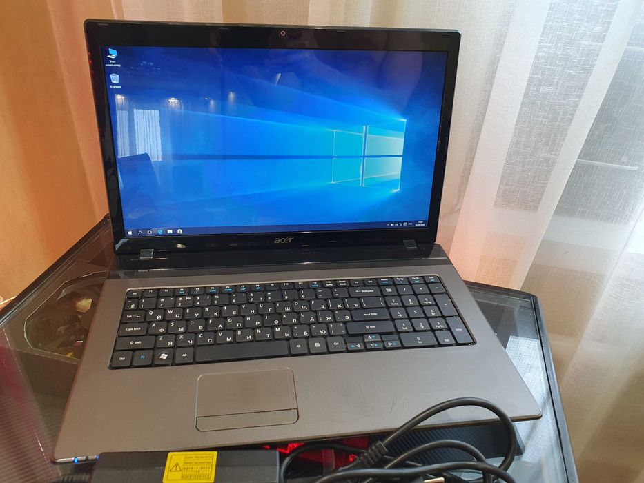 Великий Планшет Acer 17.3" для дому та роботи