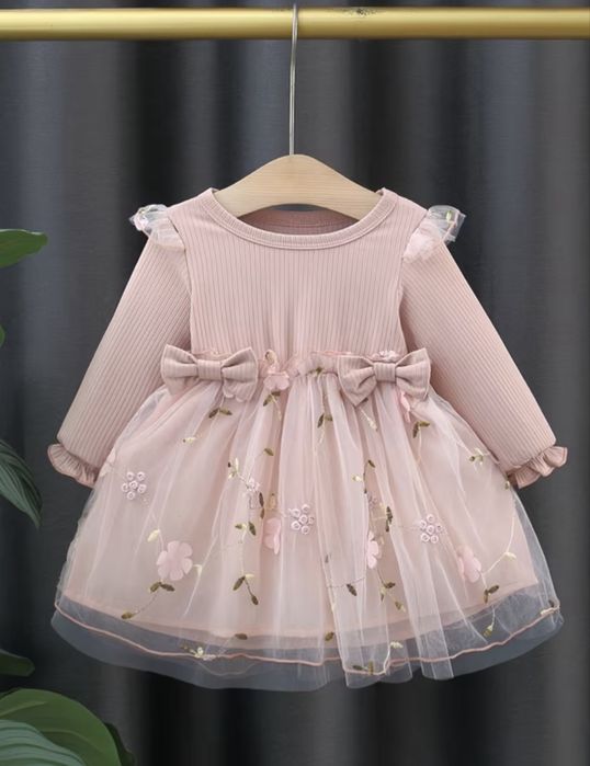 Сукня нова.  Нарядна. Розмір 104